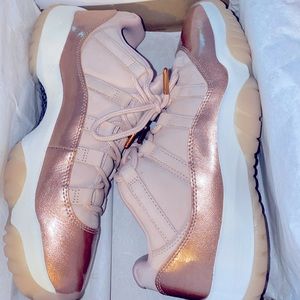 Women Air Jordan 11 Retro Low